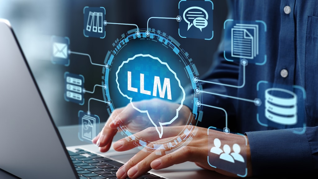 LLM(大規模言語モデル)とは？生成AIとの違いやビジネスへの活用法