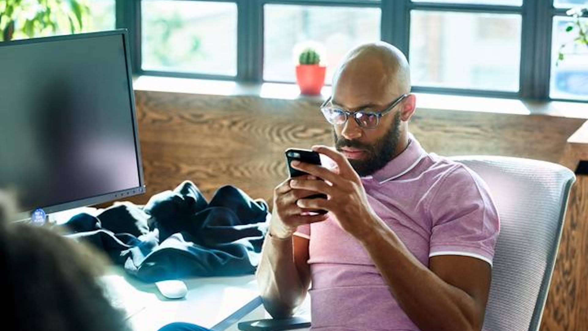 10 Tricks To Keeping Personal And Business Finances Separate