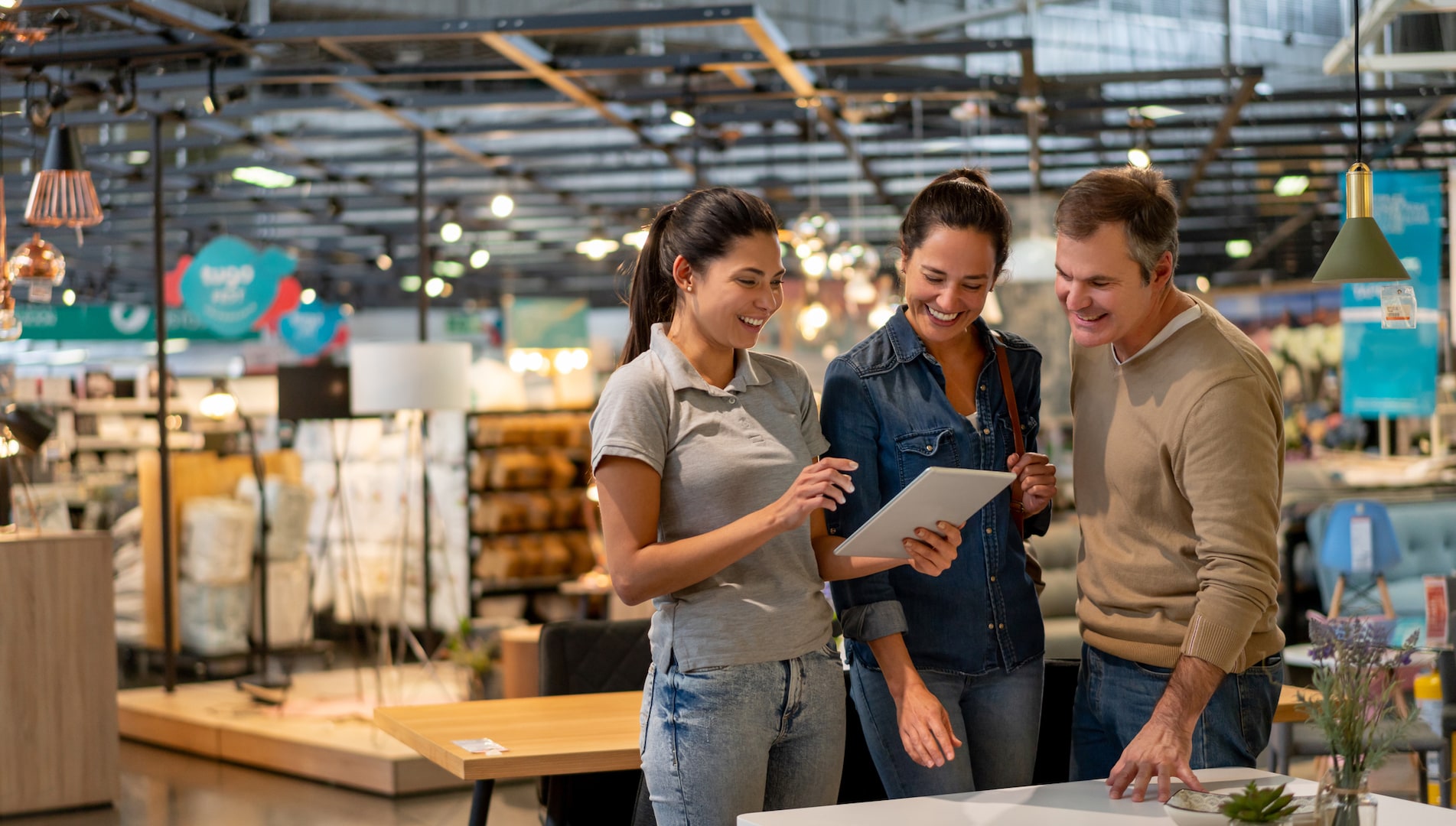 8 Tricks of the World's Best Salespeople