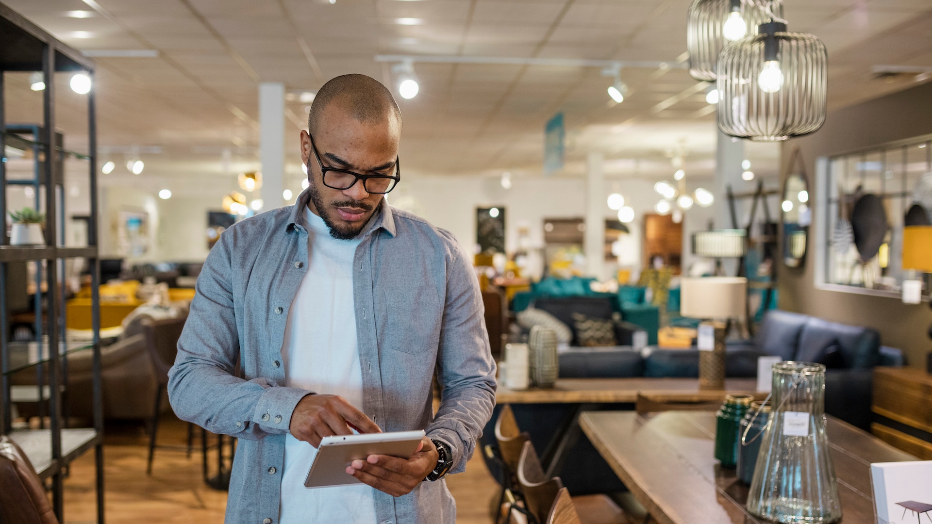 Short Staffed? Try These 4 Employee Retention Tips