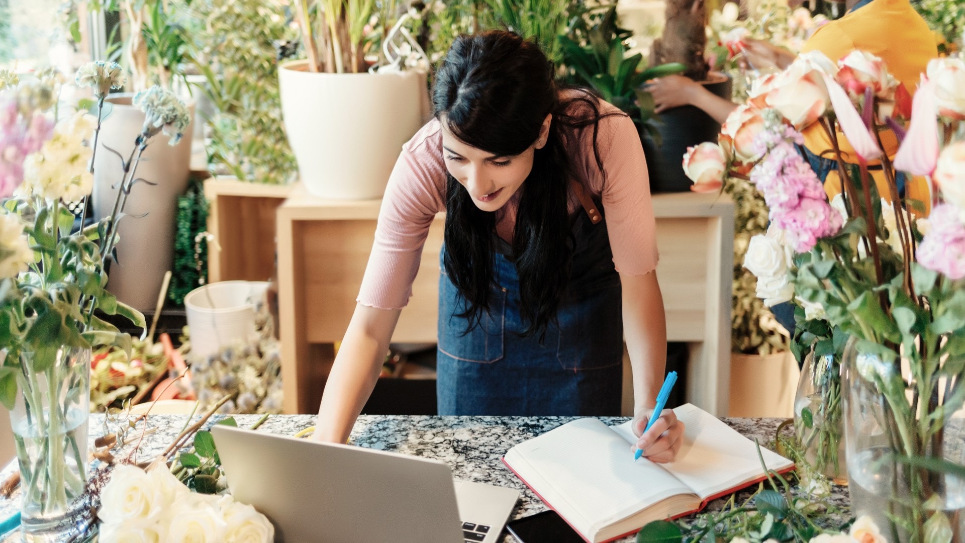 Why Blog? The Benefits of Blogging for Business and Marketing