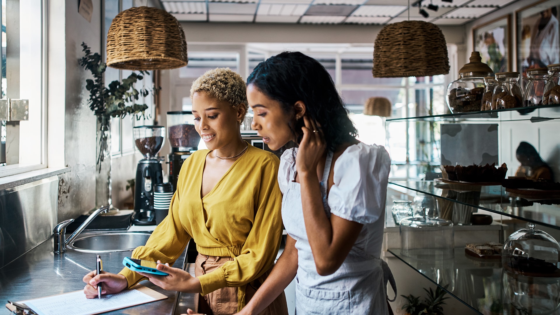 7 Ways Entrepreneurs Can Model Innovation for Their Employees