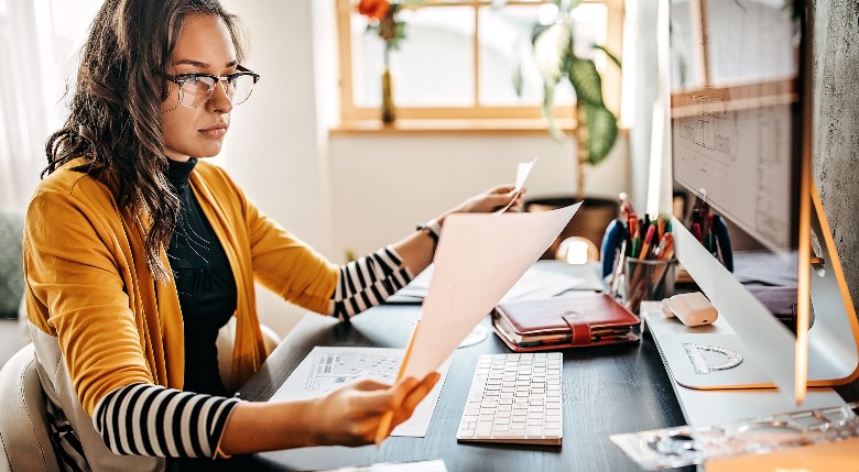 Navigating Accounts Receivable for Building Success