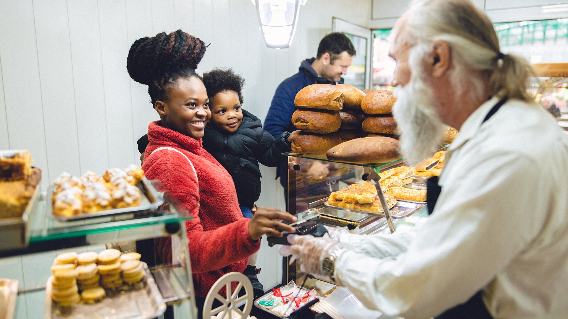 How to Help Build Customer Relationships and Deliver Recurring Sales