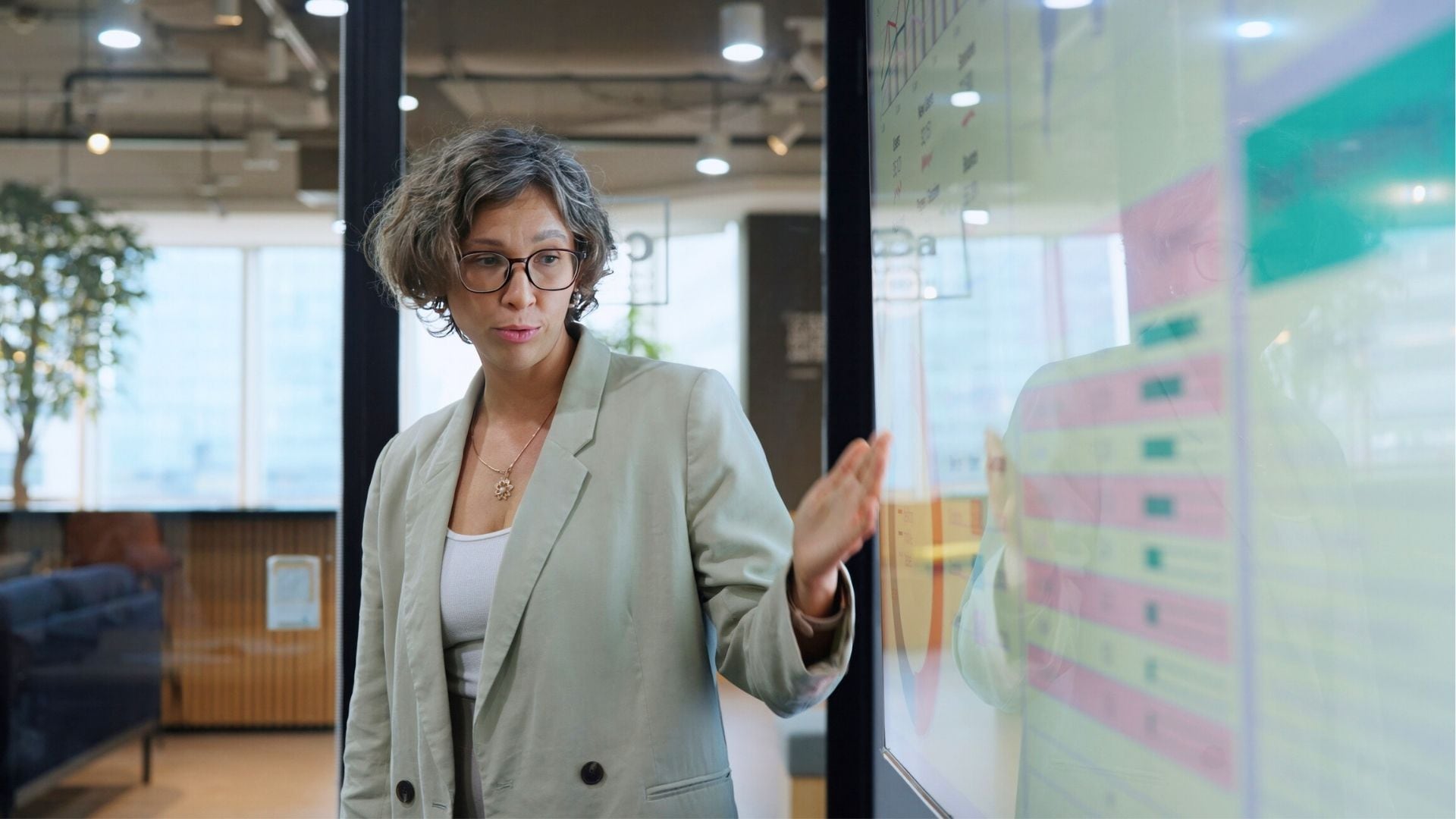 What Is Expense Management? A Guide to Managing Business Expenses