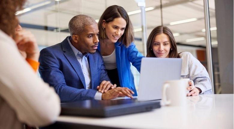 Does Using a Corporate Card Make Expense Management Easier