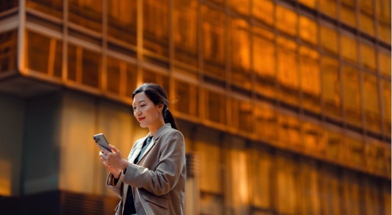 Business Rewards Cards: Cash Back or Points?