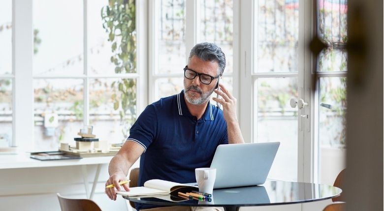 Business Credit Cards vs. Corporate Credit Cards: What’s the Difference?