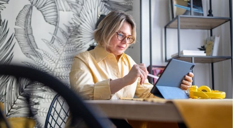 Online Banking: Advantages and Disadvantages of Having a Bank Online