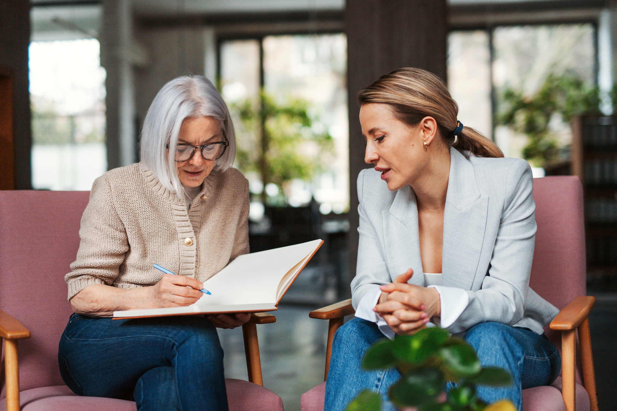 Understanding American Express® Business Cards and the American Express® Corporate Program—Which Is Right for Your Company?